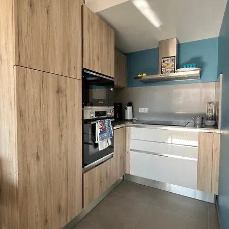 Vue Mer-garage-500m Port Et Appartement Sanary-sur-Mer